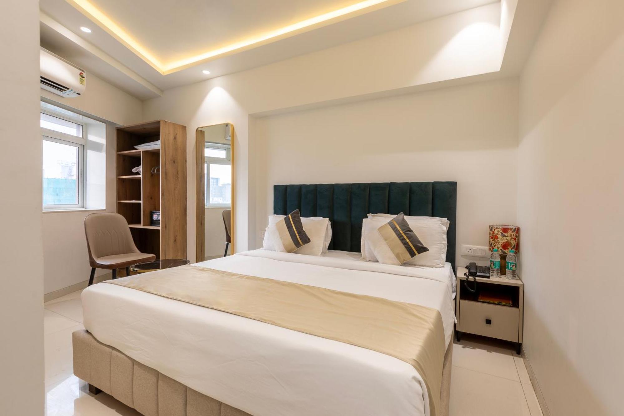 The Orion Premium Suites Bombaj Zewnętrze zdjęcie
