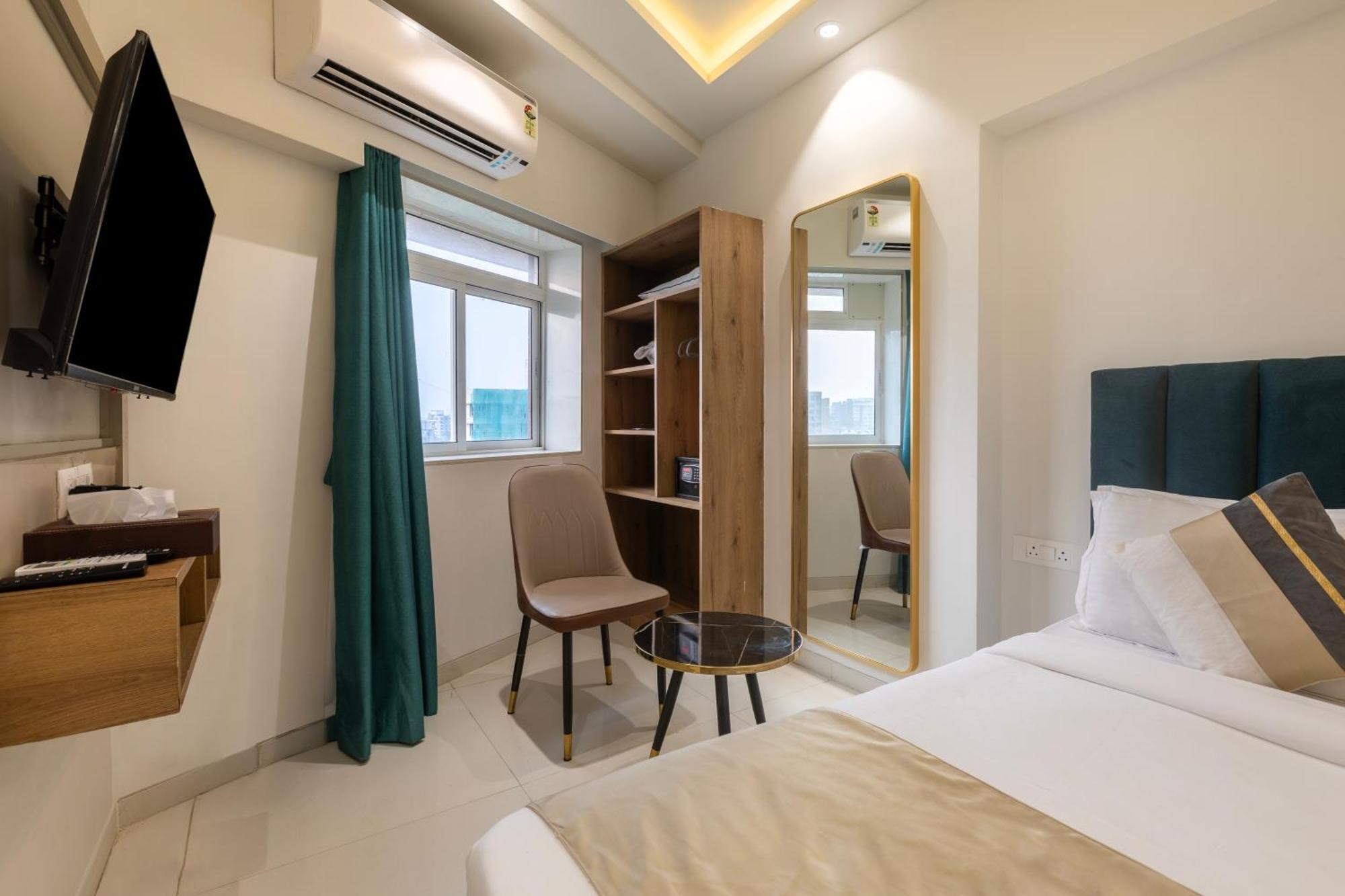 The Orion Premium Suites Bombaj Zewnętrze zdjęcie