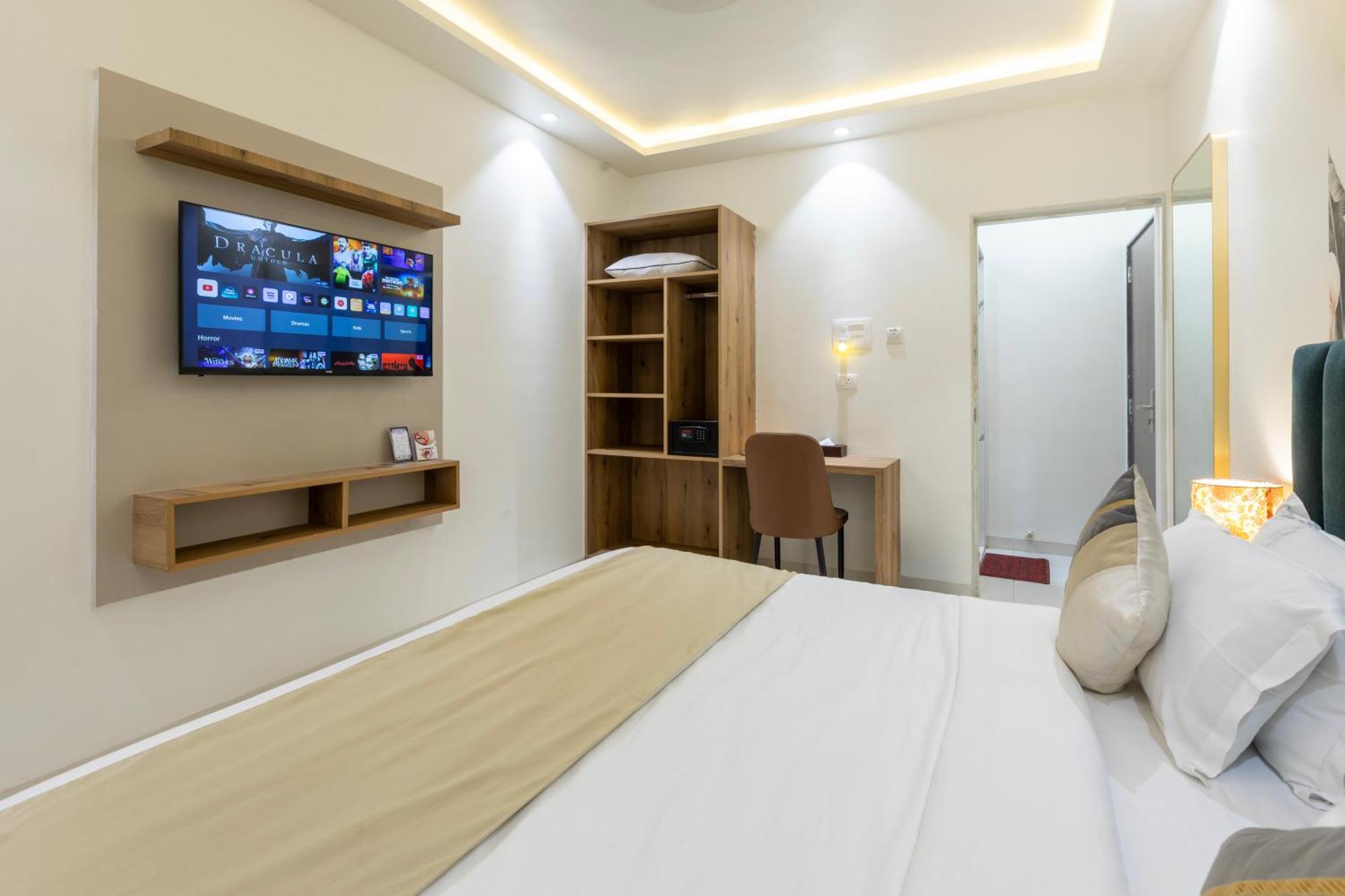The Orion Premium Suites Bombaj Zewnętrze zdjęcie