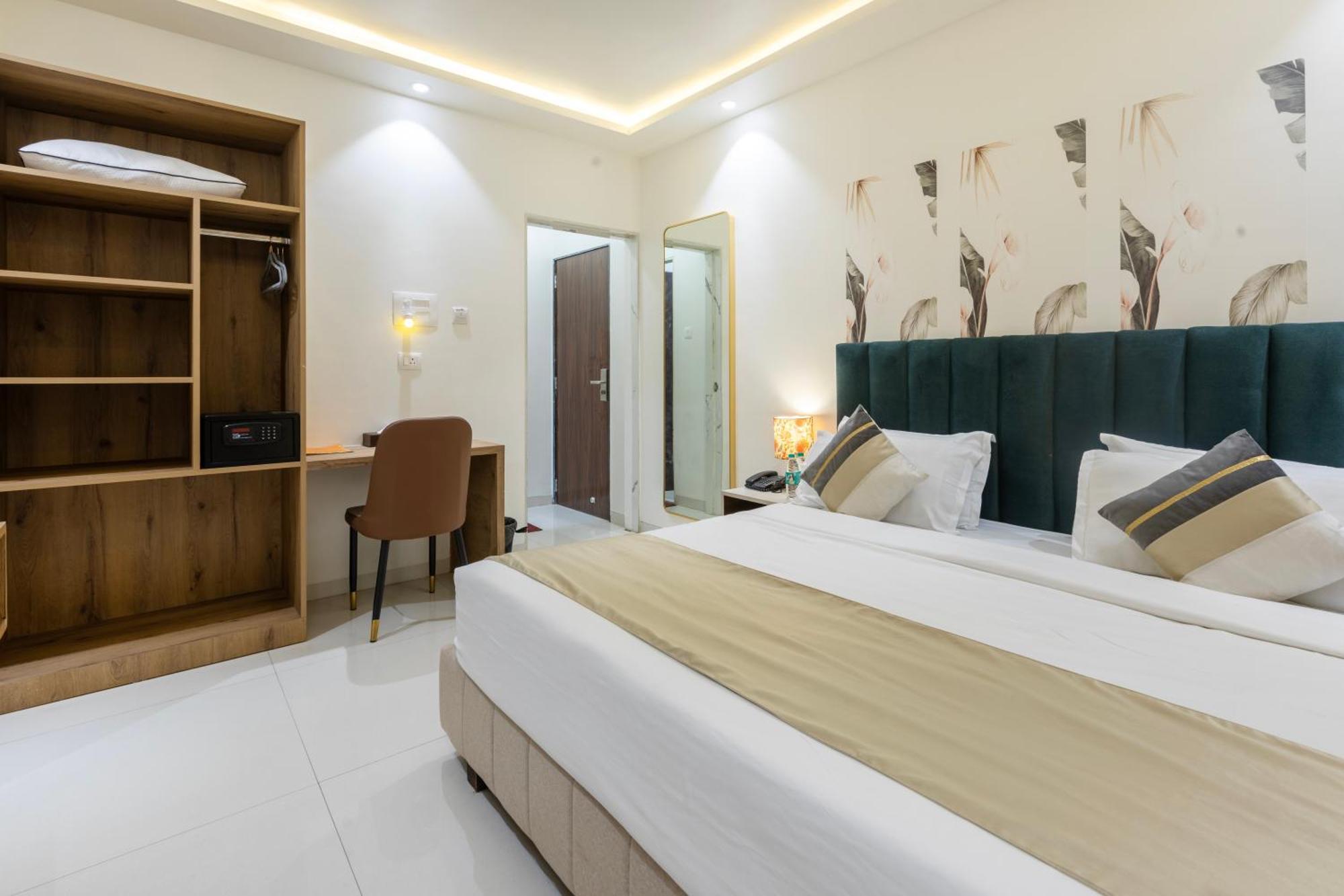 The Orion Premium Suites Bombaj Zewnętrze zdjęcie