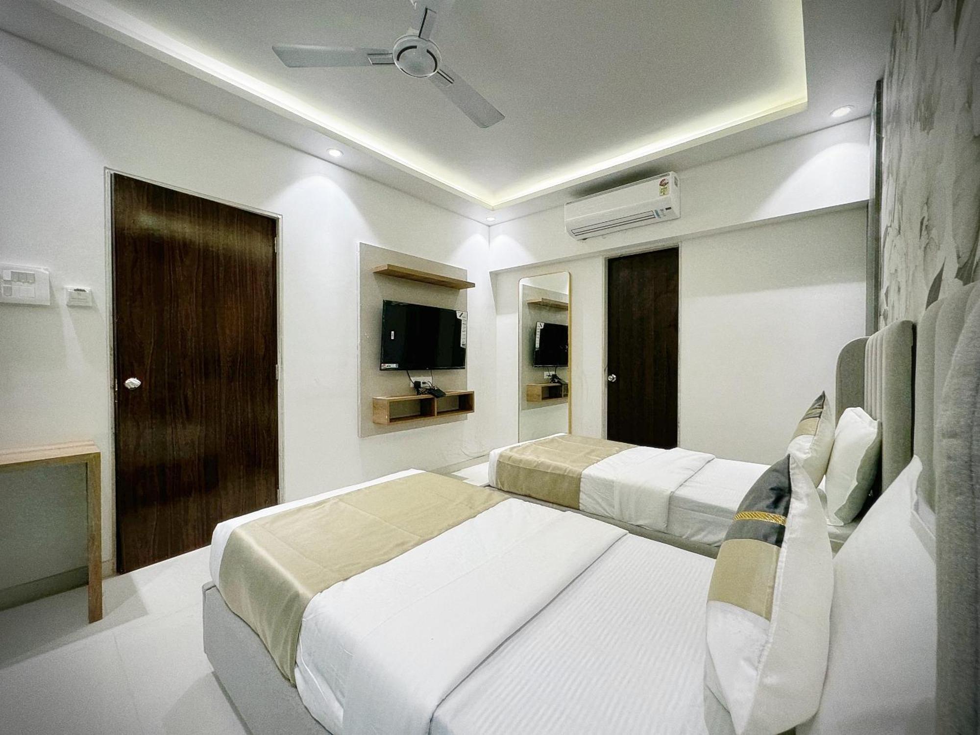 The Orion Premium Suites Bombaj Zewnętrze zdjęcie